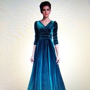 Luxurious Teal Velvet Gown